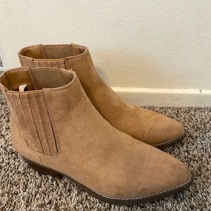 Ankle booties